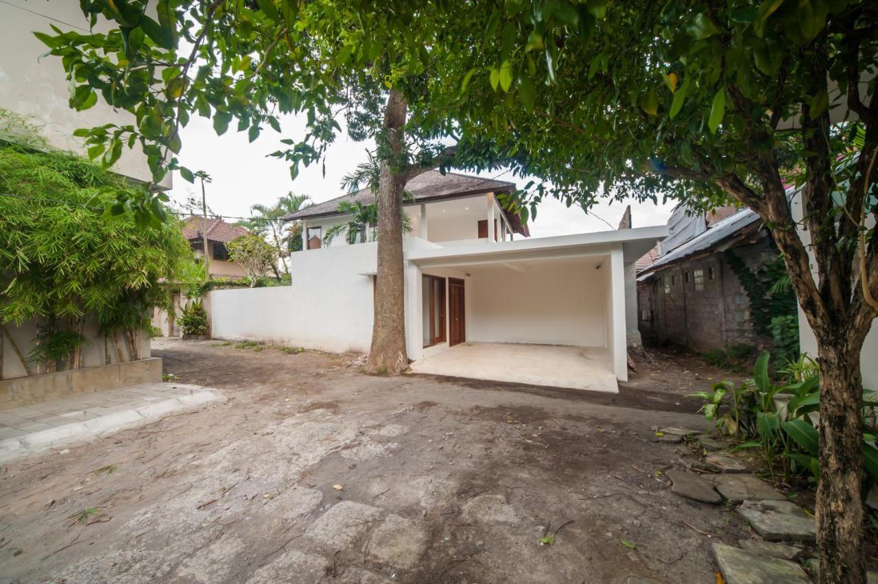 Villa Pearl Seminyak Exteriör bild