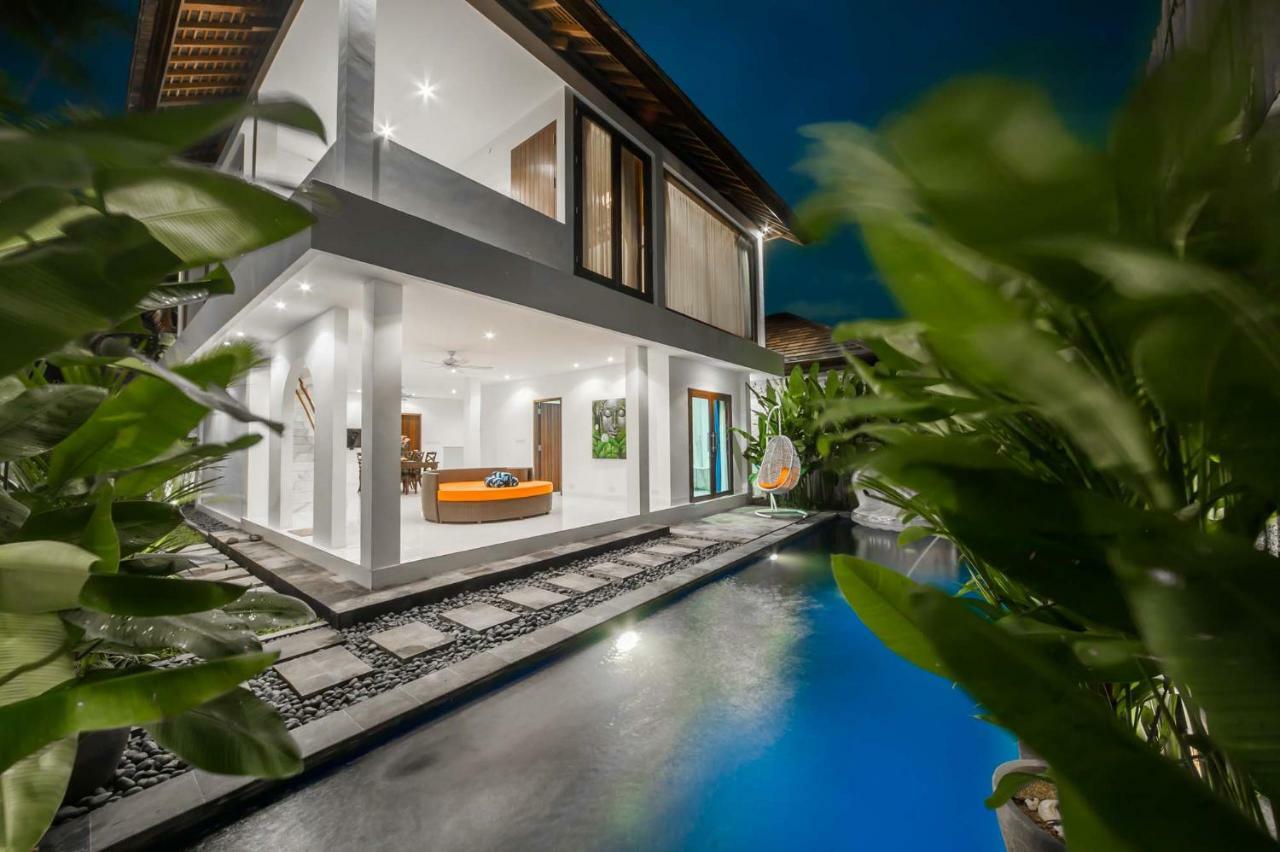 Villa Pearl Seminyak Exteriör bild